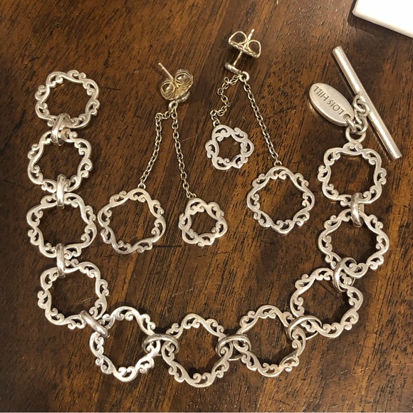 LOIS HILL Cut Out Gently Sculpted Sterling Silver Suspended Circle Drop Earrings - Picture 2 of 9